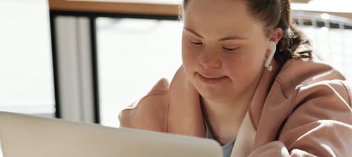 Kansen bieden aan jongeren met een handicap in het digitale tijdperk.